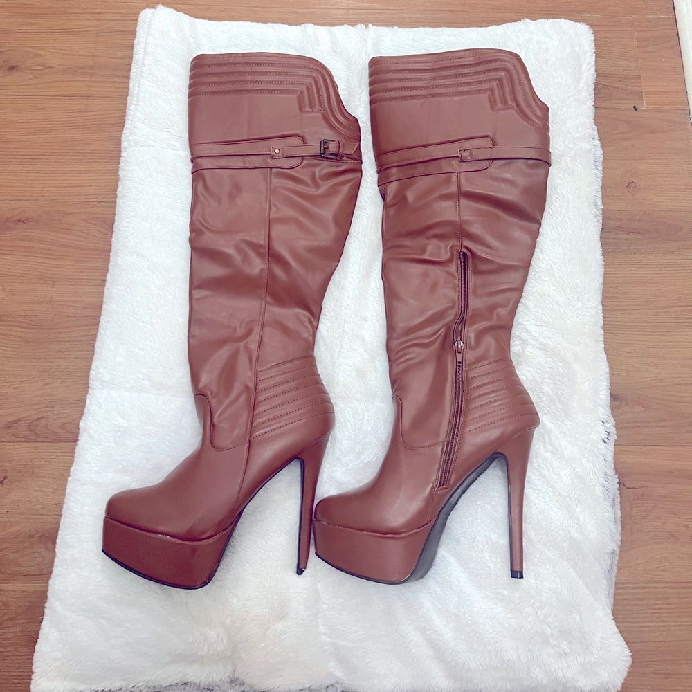 Sexy Brown Boots